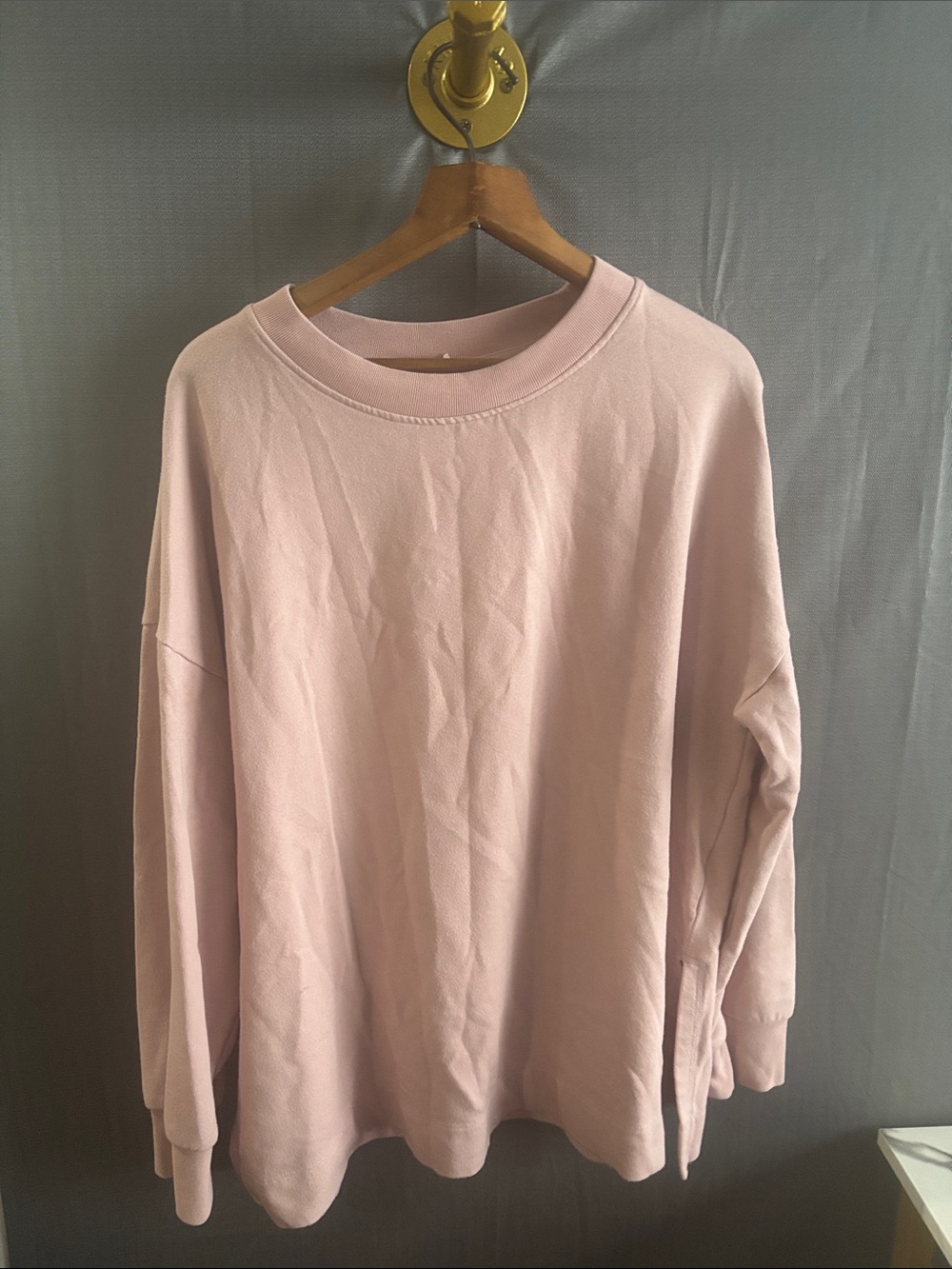 Gap Classic Oversized Crewneck Sweatshirt - Light Pink